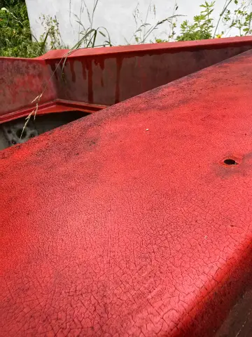 Old Painted Red Boat, фото 5
