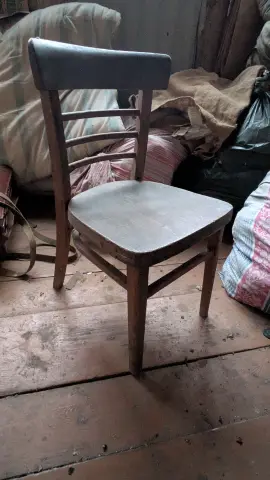 Old children wooden chair, фото 1