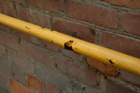 Brick Wall  With Yellow Gas Tube, фото 12