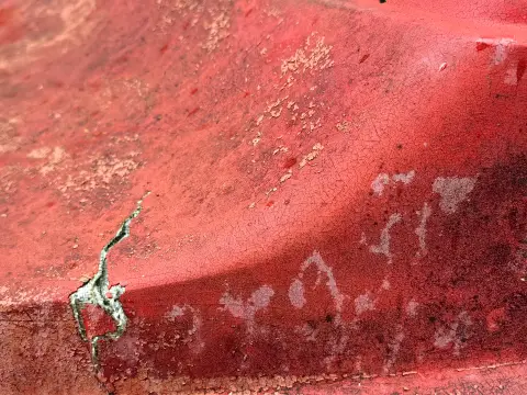 Old Painted Red Boat, фото 2