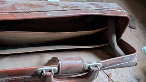Old leather bag, фото 21