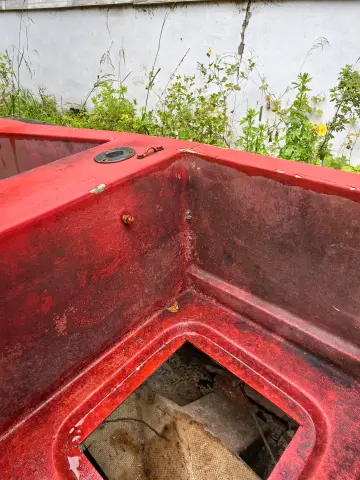Old Painted Red Boat, фото 23