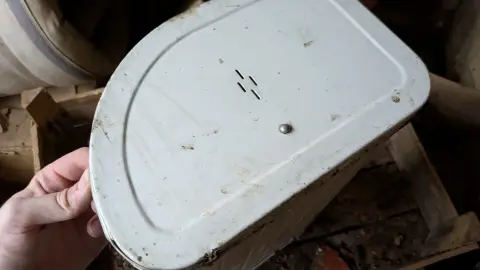Retro Bread bin, photo 13